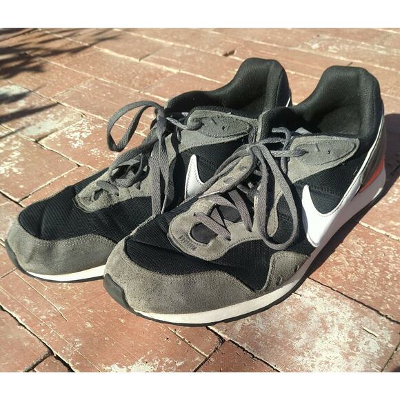 Nike Venture Runner Iron Gray/Crimson Men's Size 15 CK2944-004 - Picture 6 of 12